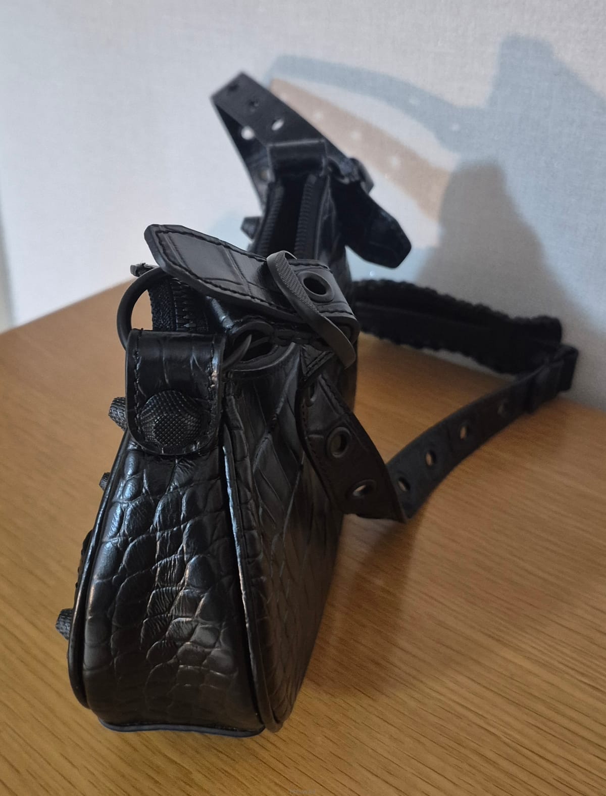 ��ǰ����, ��ǰ��ǰ | �߷��þư�|Balenciaga, �߷��þư�  ũ��Ŀ���� �� ī�� ����� ��ǰ Ȯ�� ��Ź��