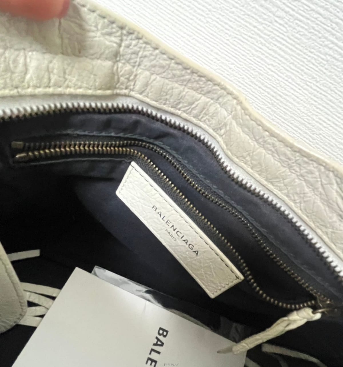 ��ǰ����, ��ǰ��ǰ | �߷��þư�|Balenciaga, �߷��þư� 19�⵵ ��Ƽ�� ��ǰ�³���?
