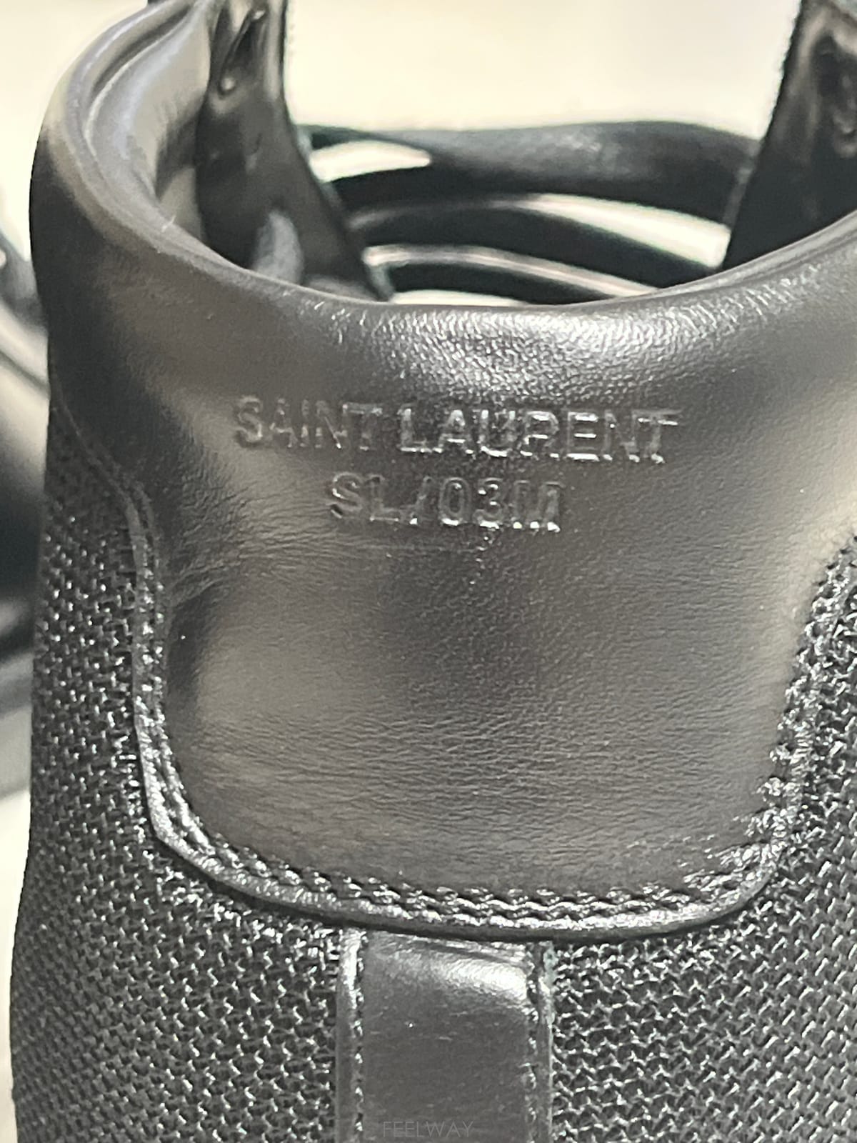 ��ǰ����, ��ǰ��ǰ | ���ζ�|Saint Laurent, ���ζ� ����ž ���� �帳�ϴ�