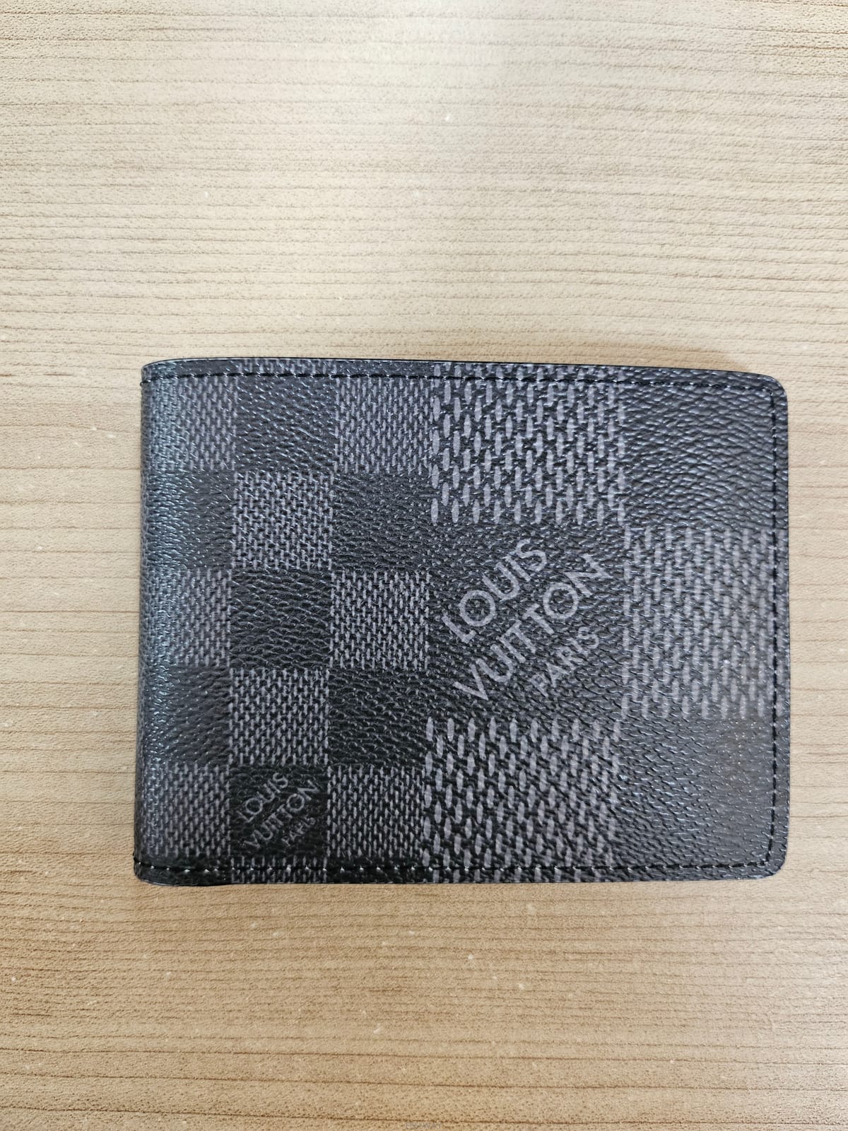 ��ǰ����, ��ǰ��ǰ | ���̺���|Louis Vuitton, ���̺������� ��ǰ�ΰ���?