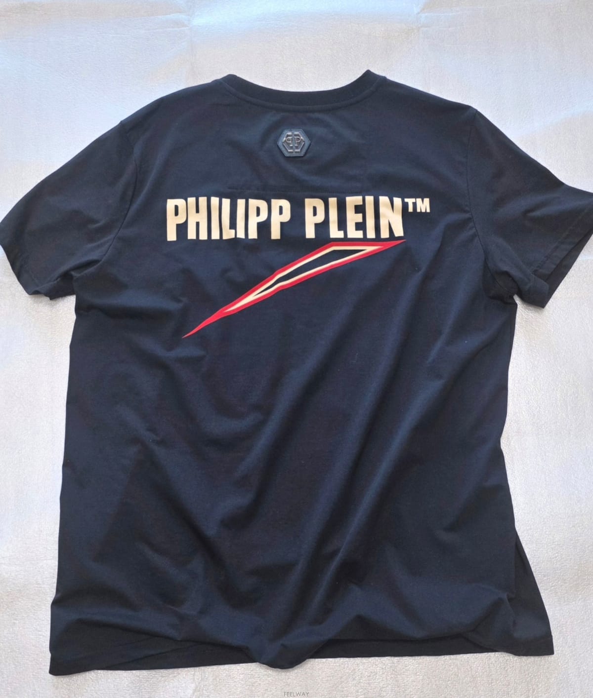 ��ǰ����, ��ǰ��ǰ | �ʸ��÷���|Philipp Plein, �ʸ��÷��� Ƽ���� ������ ��Ź�帳�ϴ�.