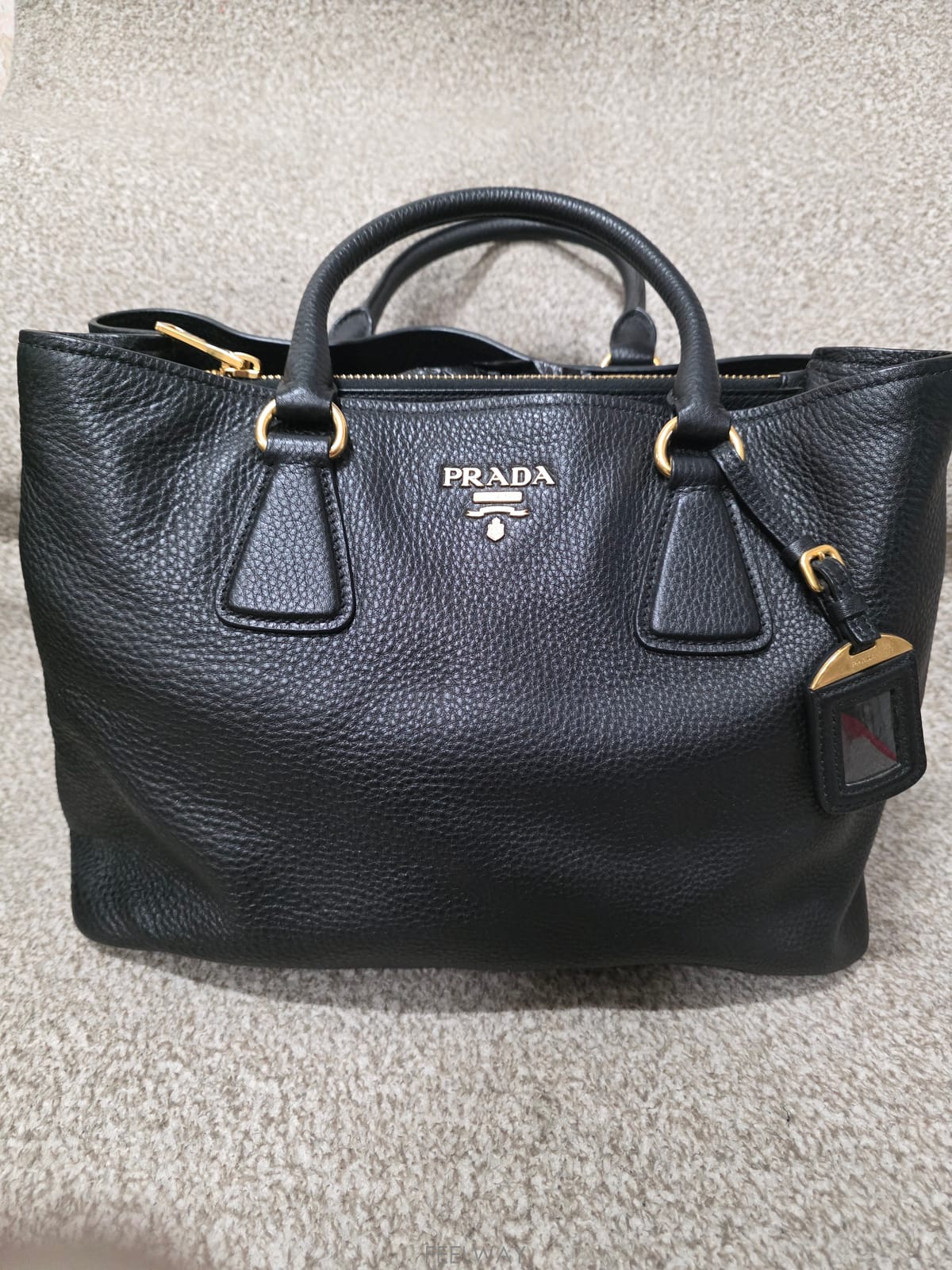��ǰ����, ��ǰ��ǰ | �����|PRADA, ����ٰ��� ��,��ǰ ���ǵ帳�ϴ�.