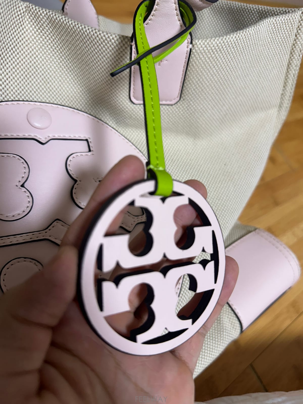 ��ǰ����, ��ǰ��ǰ | �丮��ġ|Tory Burch, �ȳ��ϼ��� tory burch ����ǰ ���ǵ帳�ϴ�-!