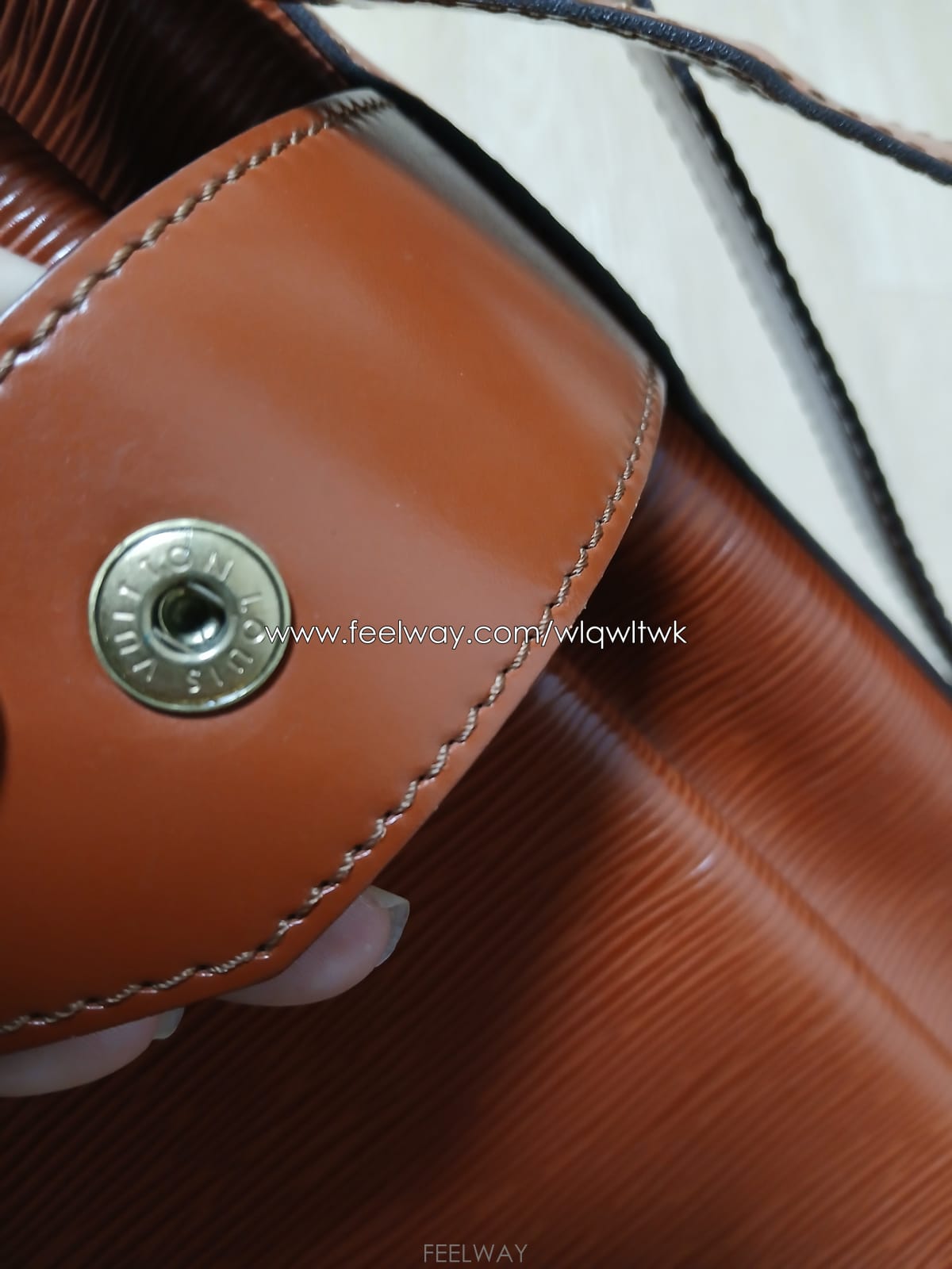 ��ǰ����, ��ǰ��ǰ | ���̺���|Louis Vuitton, ��Ƽ�� �赥�� ����ǰ ���� �帳�ϴ�.